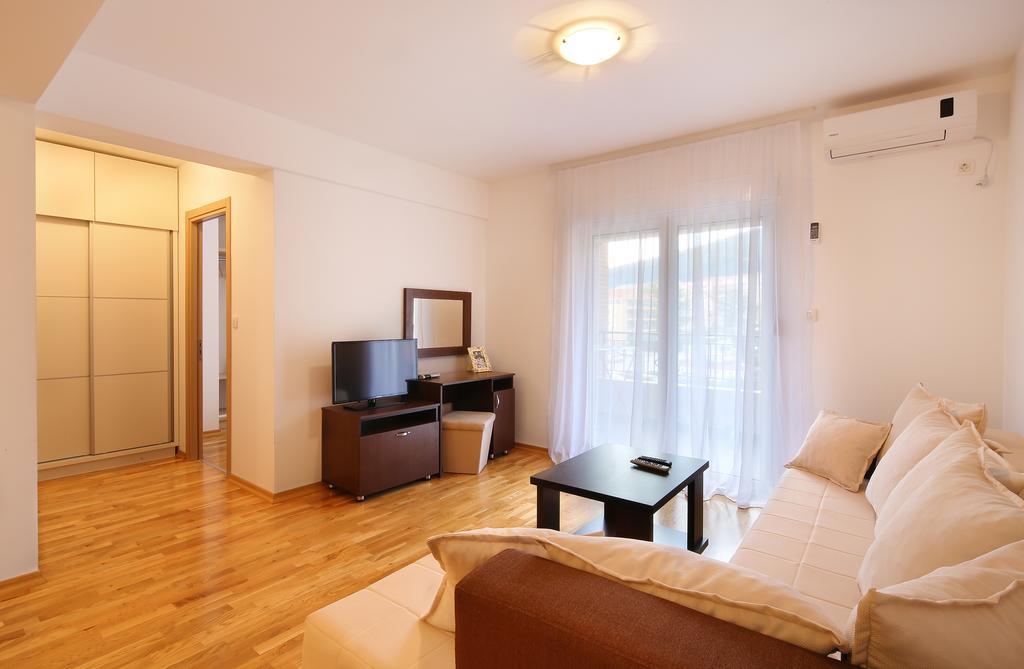 Apartments Pegasus Lux Budva Phòng bức ảnh